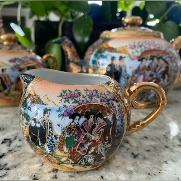 Tea Set - Picture 2 of 6